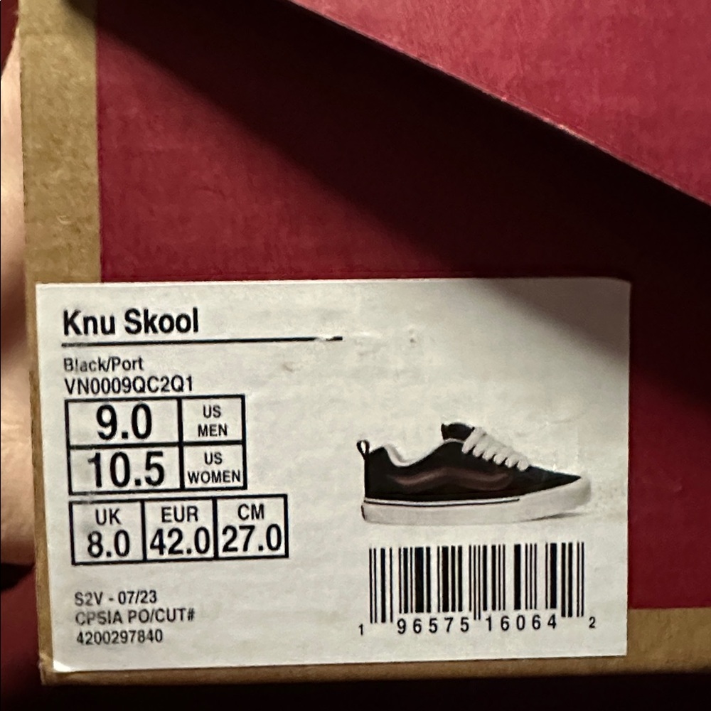 Vans - Picture 6 of 6